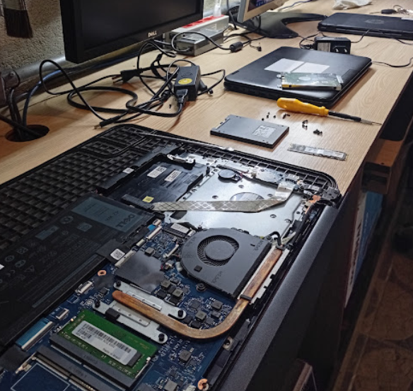 Limpeza interna de notebook